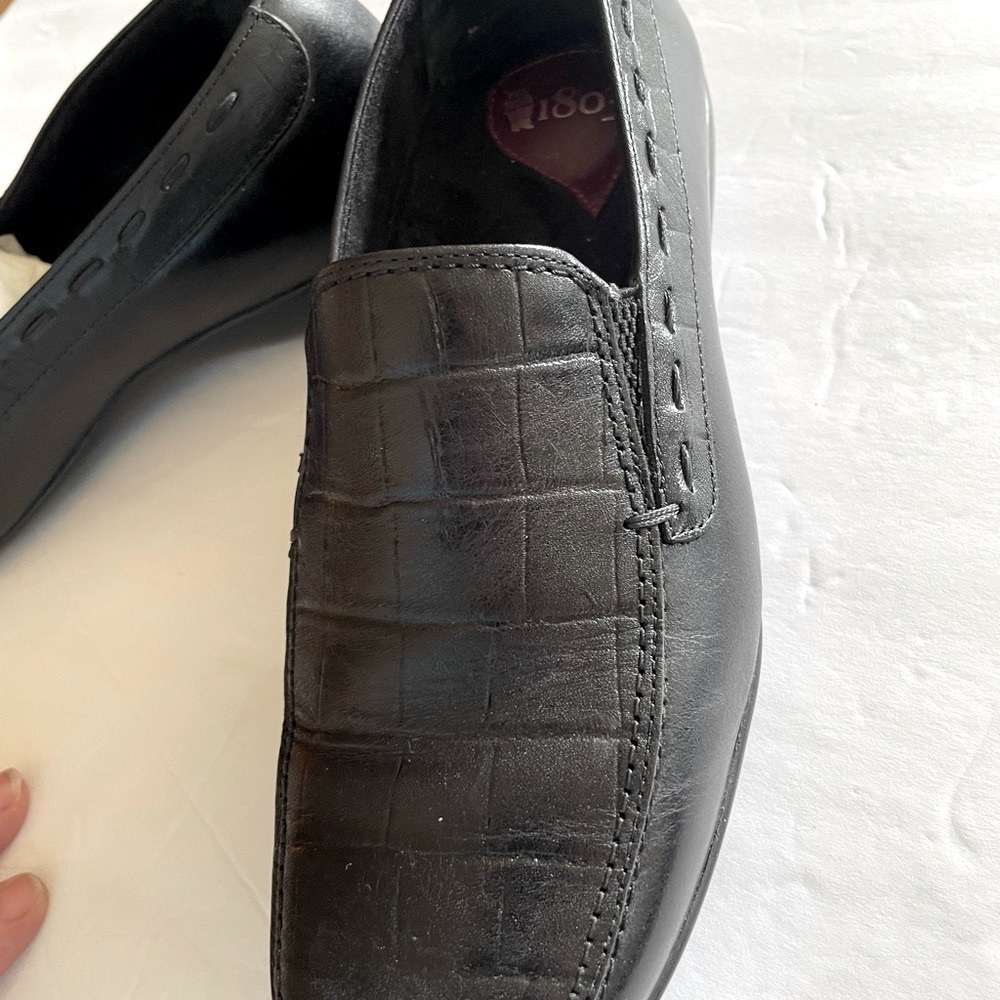 1803 Handmade in Portugal Leather Ladies Loafers - Picture 1 of 5